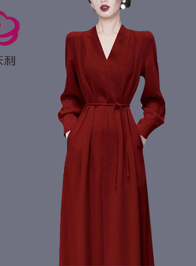 轻奢高级感礼服连衣裙2026春秋新款法式复古气质中长裙女红色长袖