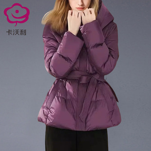 户外短款收腰羽绒服女士冬季新款保暖小个子大牌羽绒连帽外套蓬松