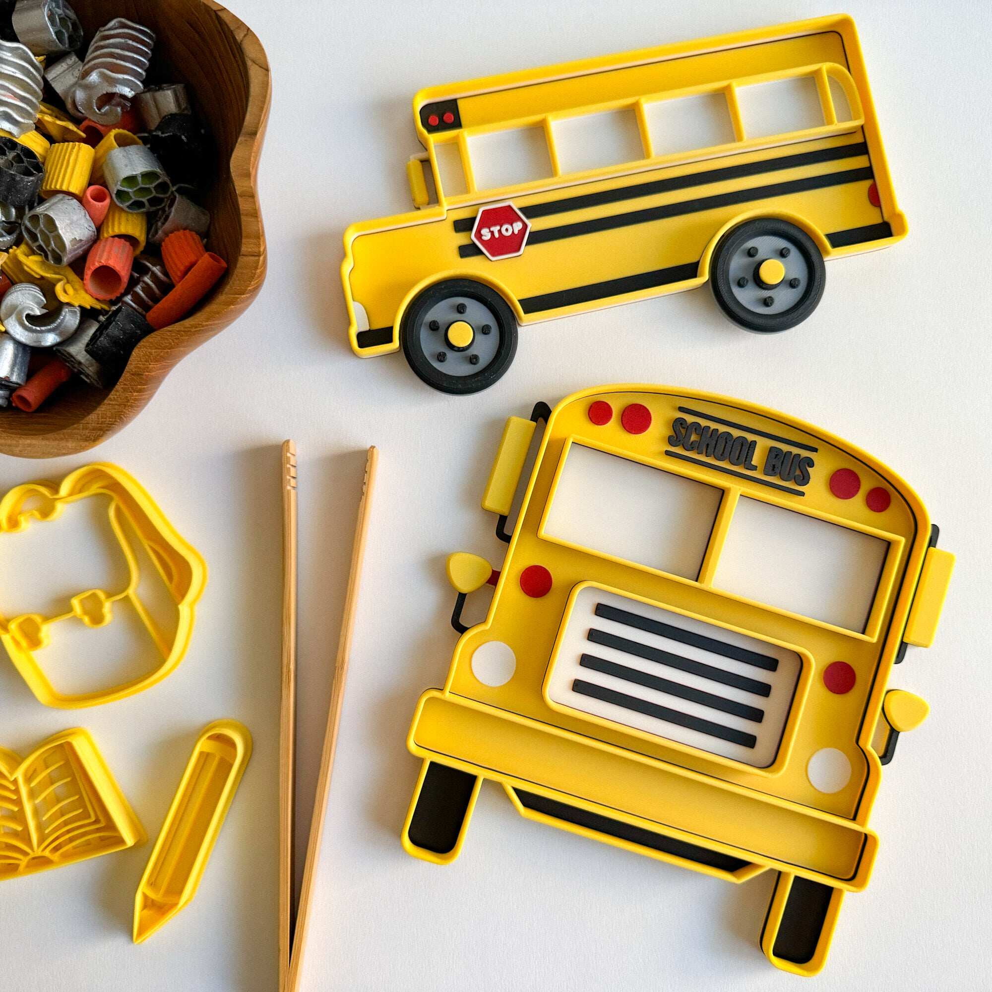 学校巴士印模沙盘摆盘3D打印彩泥一模多用立体3D模具益智启蒙