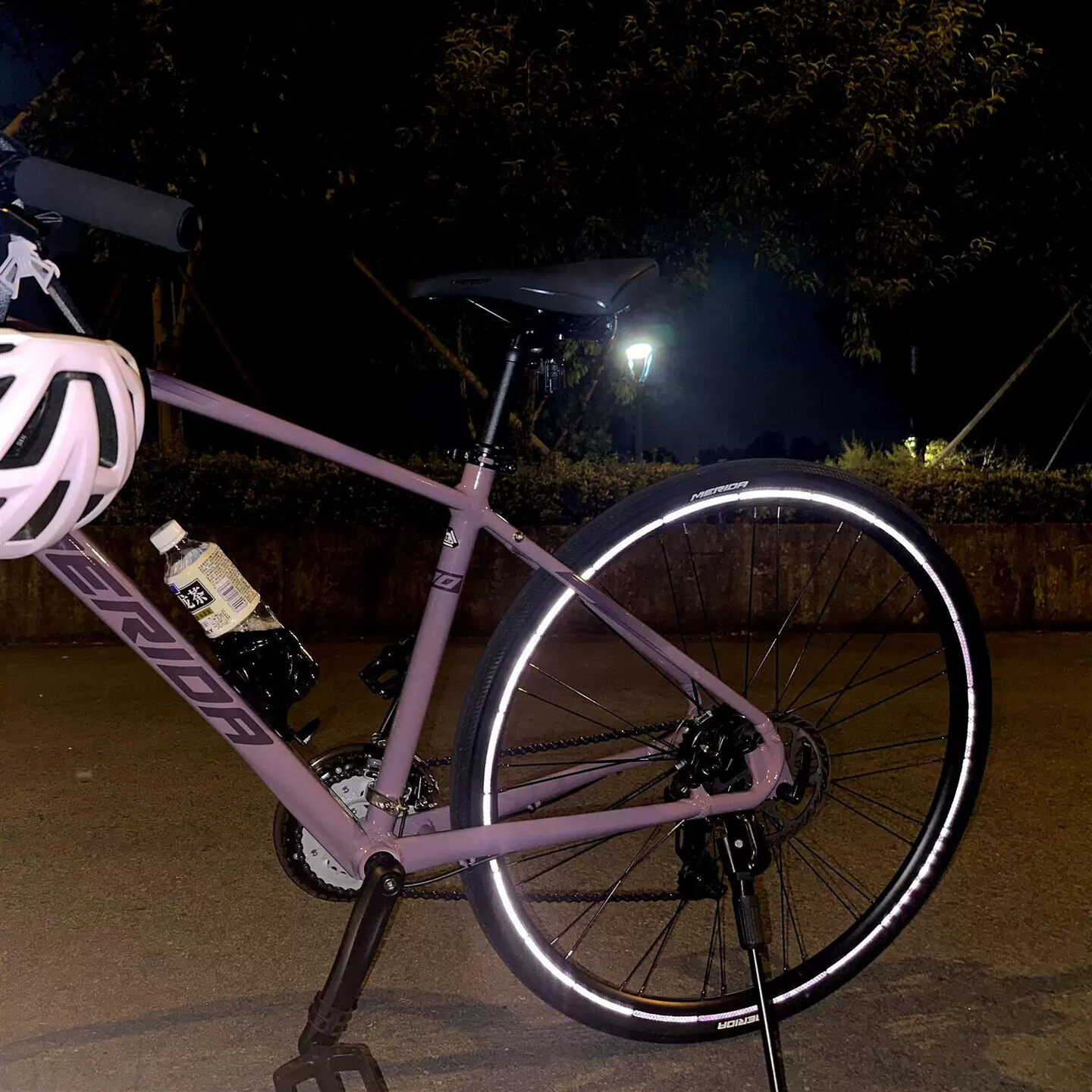 公路/登山自行车通用轮毂夜光反光贴片夜骑警示贴轮胎装饰反光条