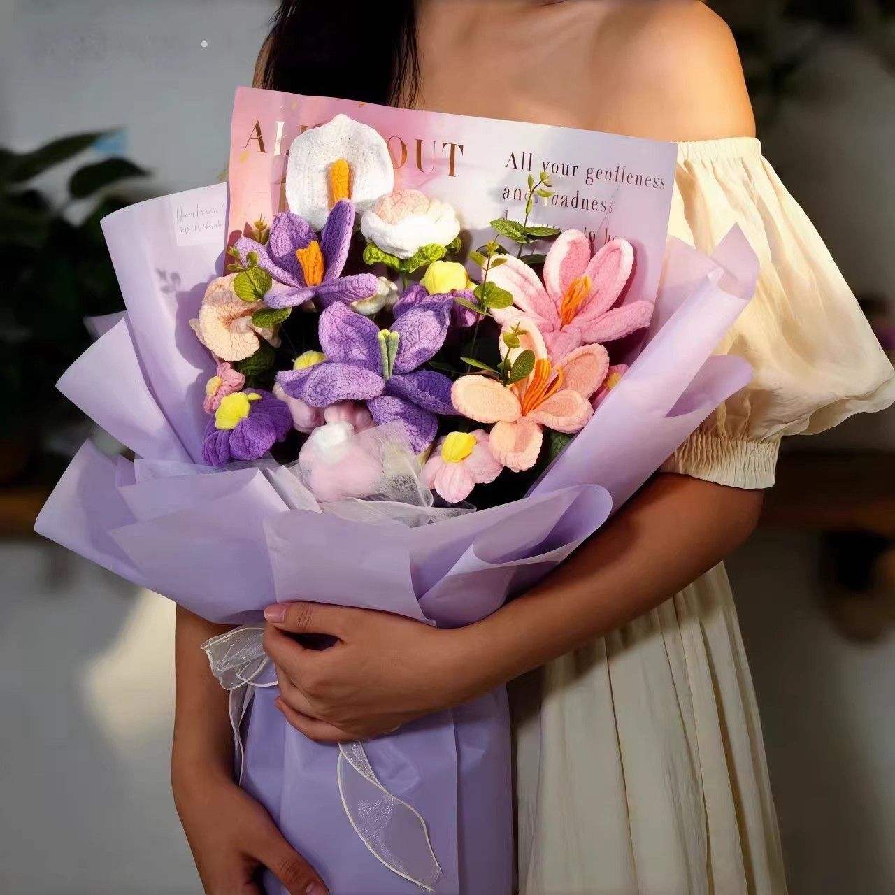 手工编织花束成品毛线花束生日礼物送女生闺蜜结婚新婚手捧花束