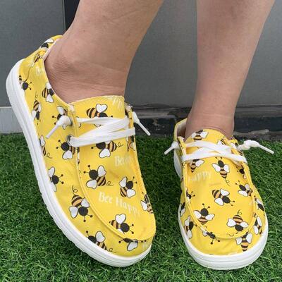 G 57994 Four leaf clover print canvas shoes 四叶印花女士帆