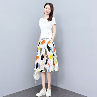 套装连衣裙女2026年新款夏季气质修身显瘦时尚印花棉麻两件套裙子