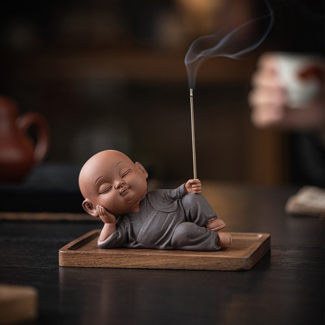 禅意静卧小和尚线香炉摆件家用室内香插香座茶台桌面香薰炉插香器,餐饮具,茶宠摆件,淘宝优惠券,粉丝福利购,淘宝优惠卷