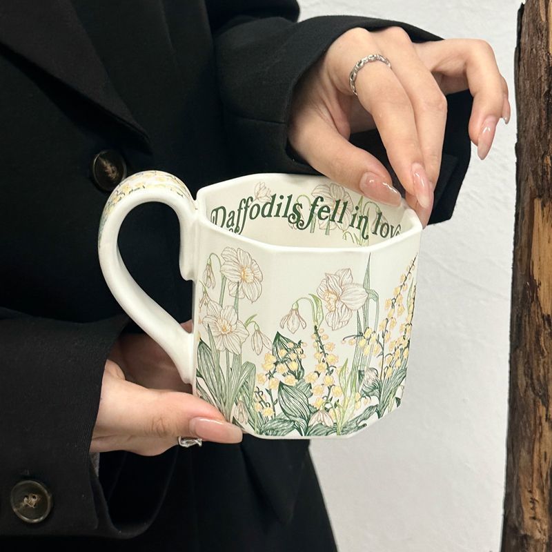 高颜值复古风铃花陶瓷马克杯大容量咖啡水杯女生牛奶早餐杯伴手礼