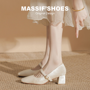 新中式白色旗袍鞋女不累脚中跟秀禾伴娘鞋粗跟婚鞋玛丽珍高跟单鞋