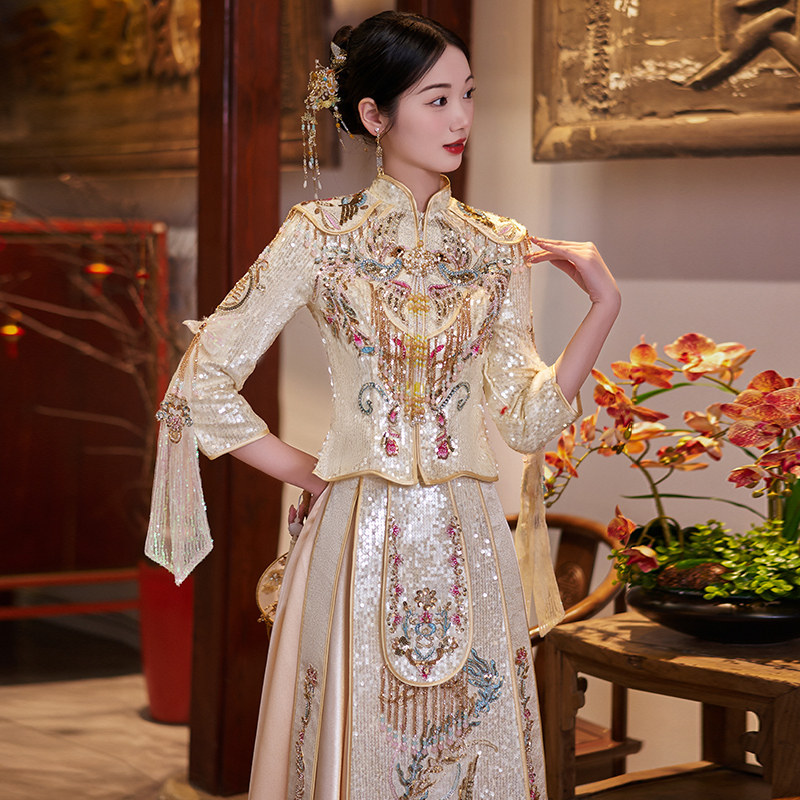 金色秀禾服新娘中式结婚敬酒服