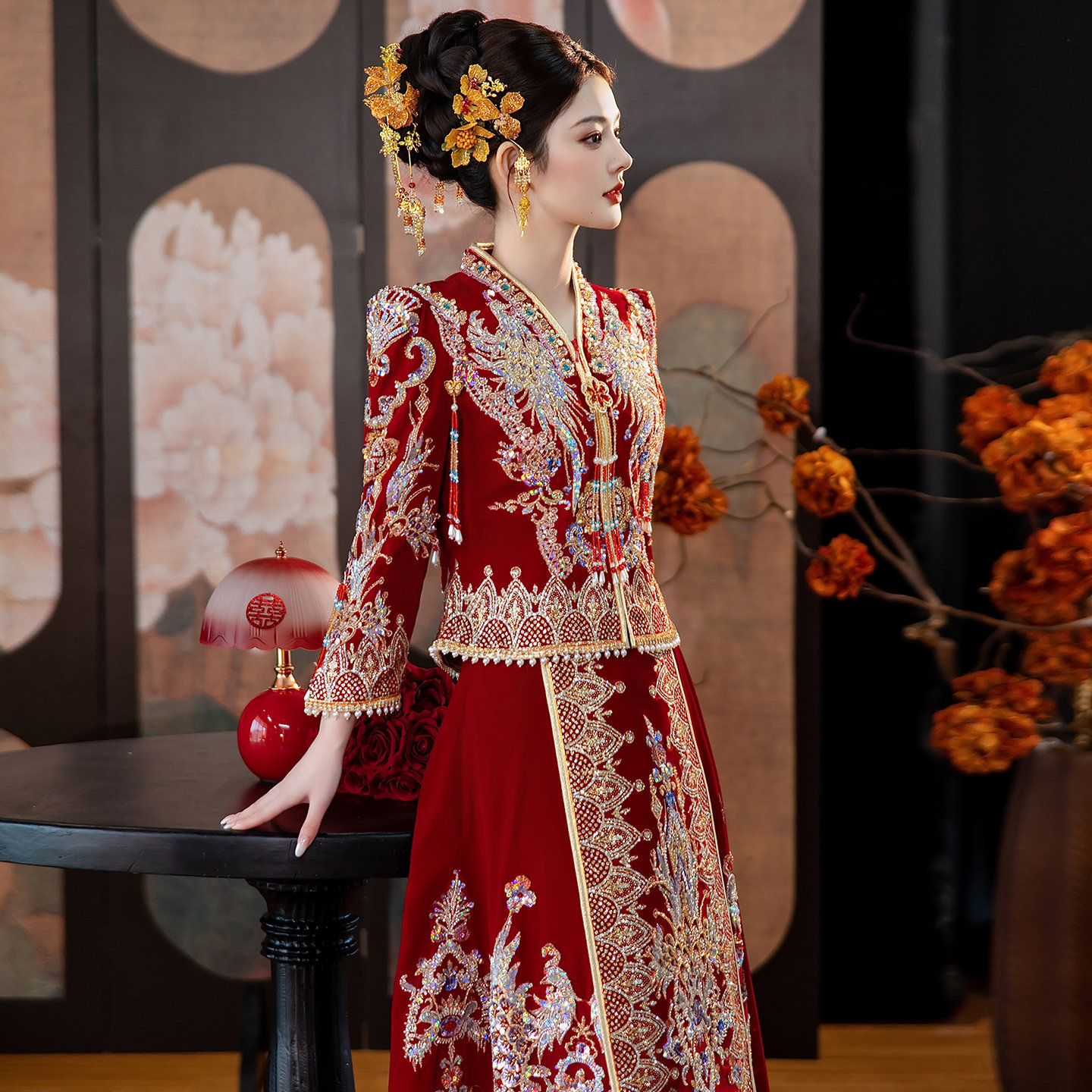 低领秀禾服2026新款中式嫁衣孕妇大码结婚服V领新娘服丝绒婚宴装图片