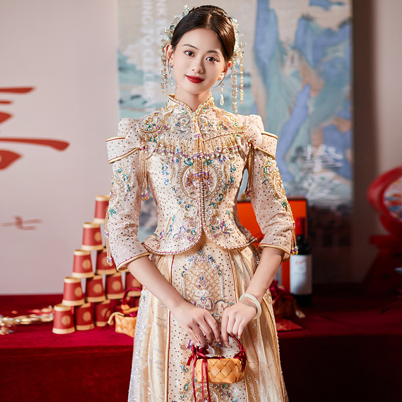中式结婚礼服金色敬酒服