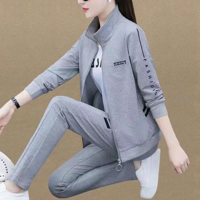 妈妈装春秋季运动服套装女2025新款韩版休闲中老年大码女装三件套
