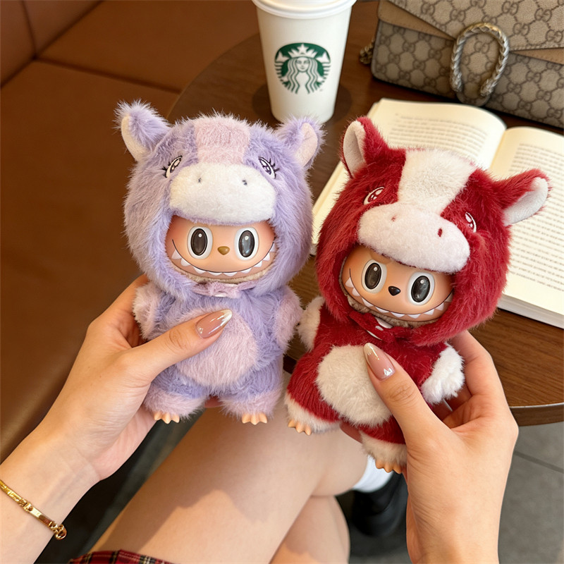 拉布布娃衣新品“马力全开”套装一二三四代labubu毛绒马年衣服,模玩/动漫/周边/娃圈三坑/桌游,潮玩娃衣,淘宝优惠券,粉丝福利购,淘宝优惠卷