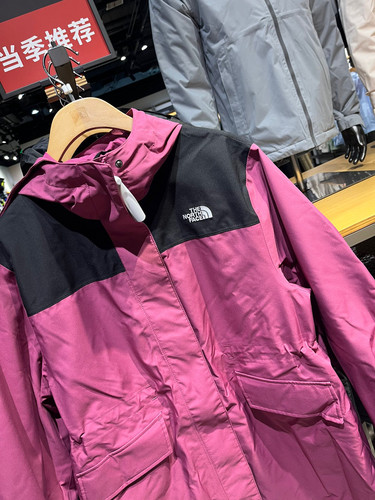 TheNorthFace/北面女子户外防水Mountain冲锋衣 8c0y