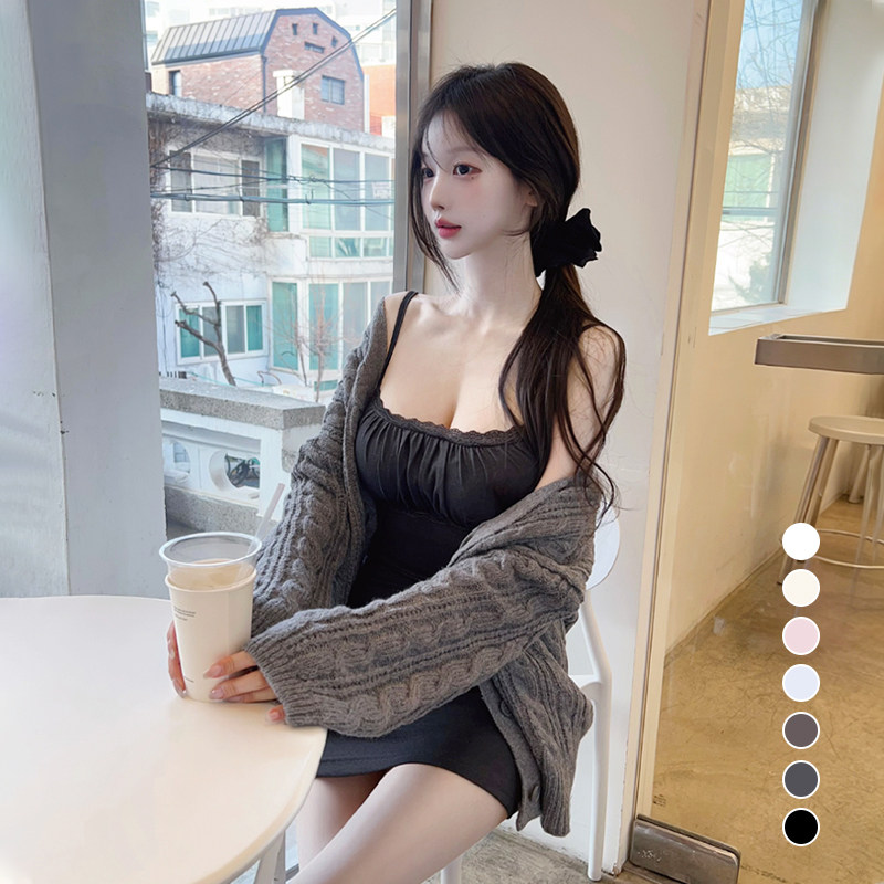 Soonne韩国蕾丝吊带抽褶包臀裙女收腰修身针织连衣裙SOONNE26SS15