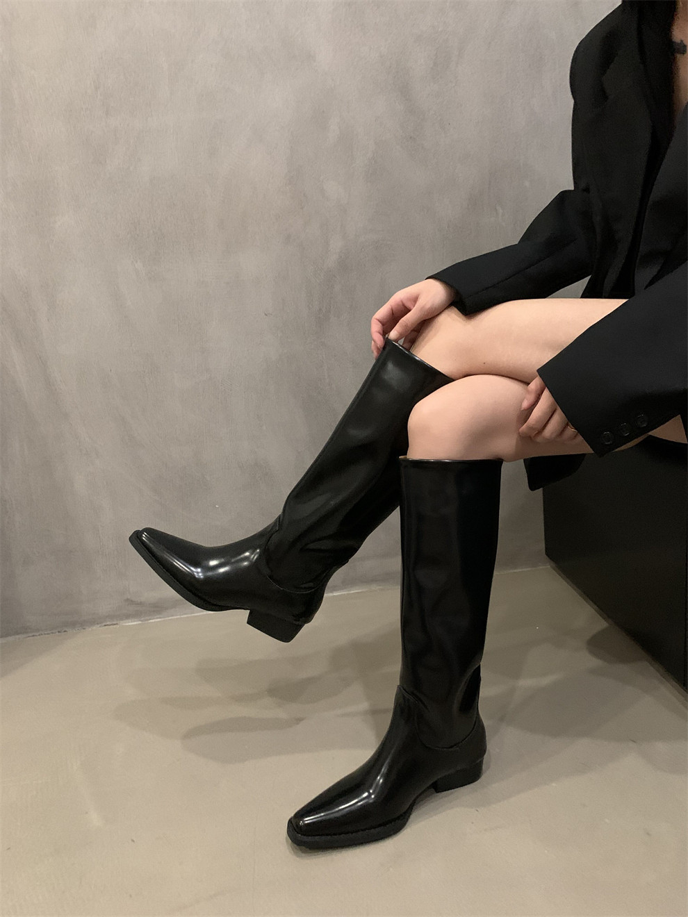 틈새 복고풍 블랙 하이 부츠 리틀 톨 부츠 프랑스 여성 부츠 가을 겨울 영국 기사 부츠 슬리브 라이딩 부츠
