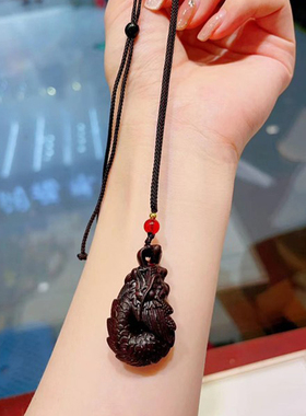 紫檀木雕刻祥龙吊坠挂件