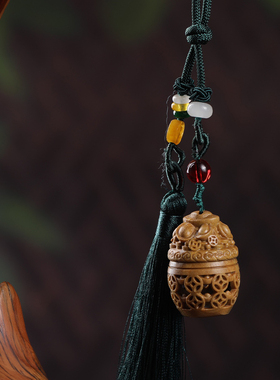 绿檀木雕一夜暴富香囊扩香器挂饰可开合香丸吊坠创意复古汽车挂件