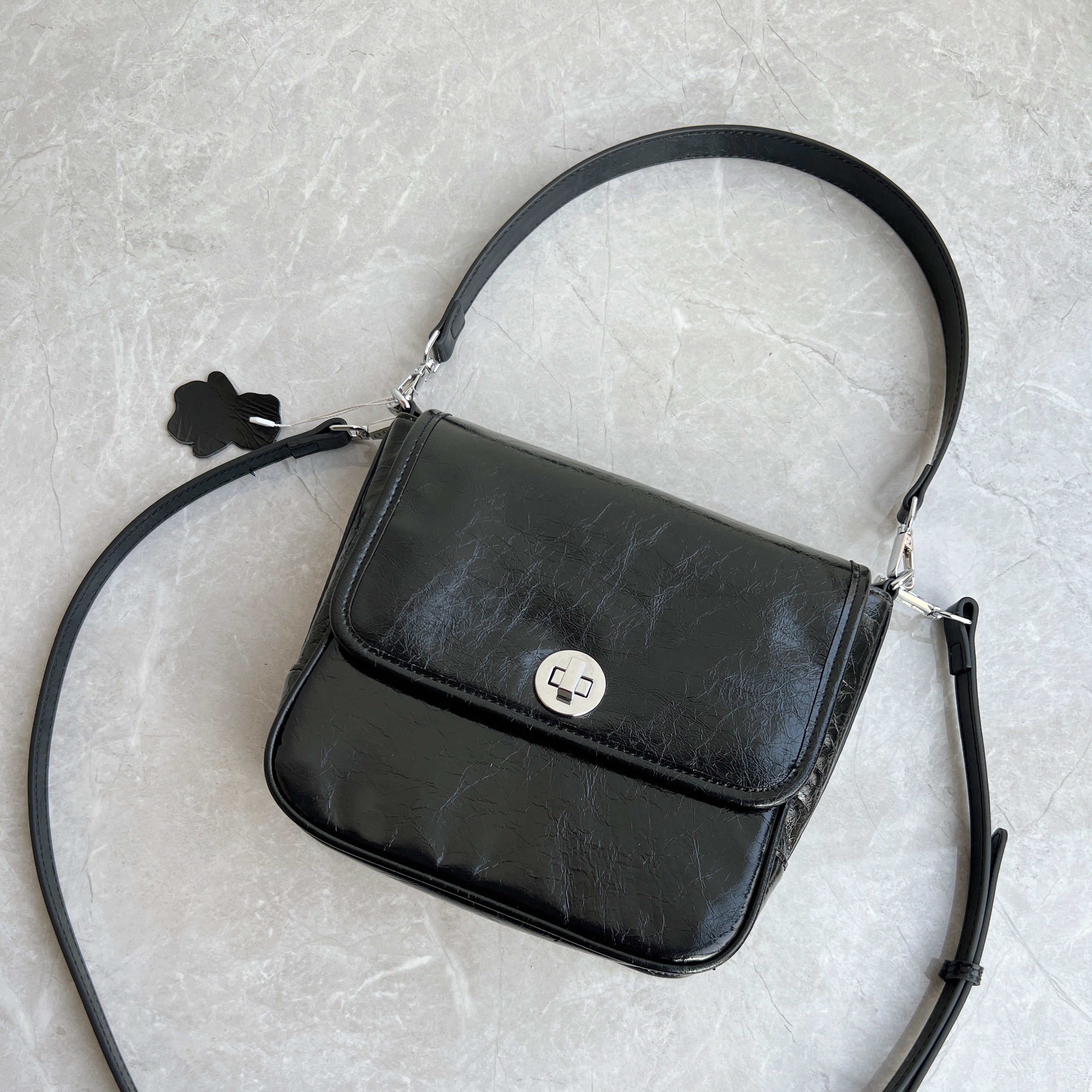 马鞍包腋下单肩斜跨包女