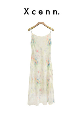【新宸Xcenn】法式收腰无袖垂坠连衣裙高级感油画碎花吊带裙BX0A3