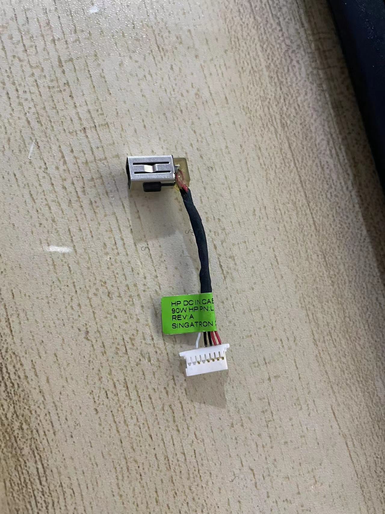 L73499-S43电源接口充电线