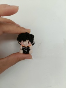 萌娃娃四股牛奶棉成品手工钩织玩偶挂件排球少年影山飞雄软糖