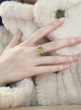 甄媛银饰复古嫩绿色戒指女