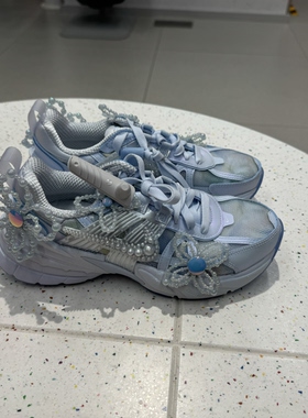 犇犇运动Nike/V2K Run X Susan Fang 女低帮缓震休闲鞋IB7426-400