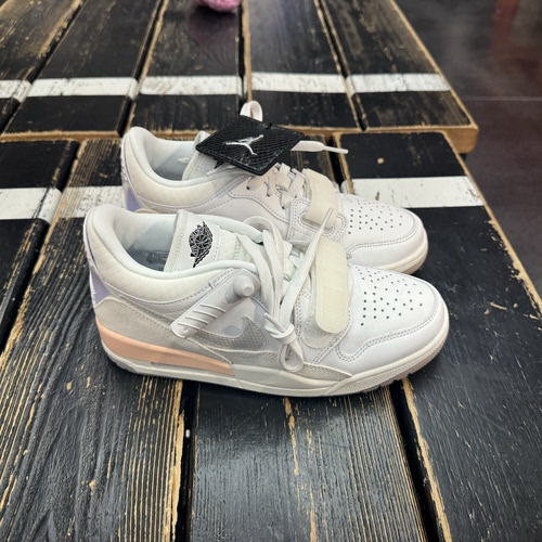犇犇运动Nike/ AIR JORDAN LEGACY 312女子运动休闲鞋 HF3182-100