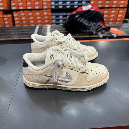 犇犇运动Nike/ Dunk Low女子休闲耐磨舒适百搭休闲板鞋IM6571-027