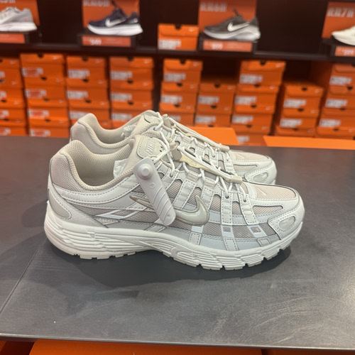 犇犇运动Nike/ 女子低帮P-6000轻便透气舒适休闲鞋 IM5237-100