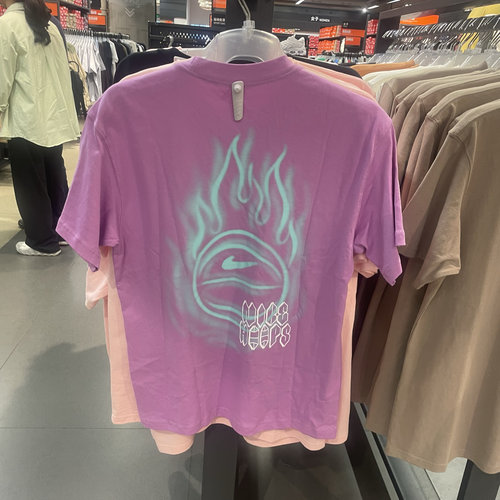 犇犇运动Nike/耐克 JUST DO IT男子火印花纯棉休闲短袖T恤 FJ2324