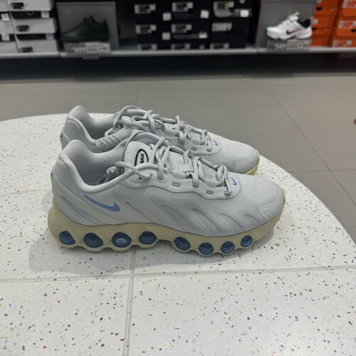 犇犇运动Nike/AIR MAX DN8男子舒适休闲训练跑步鞋IH4119-002-401