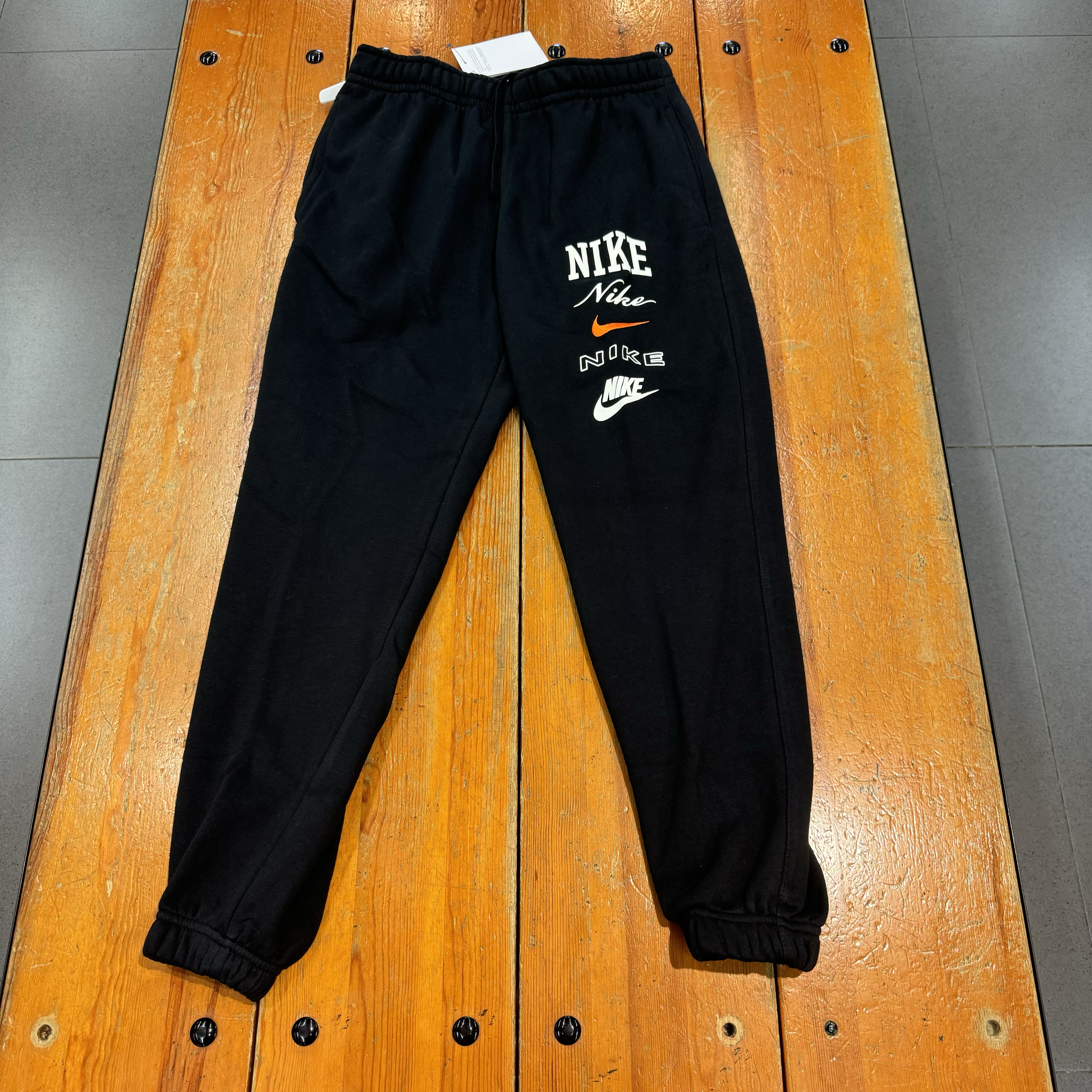 犇犇运动Nike/耐克 男子加绒舒适训练休闲针织长裤 FN2644-010