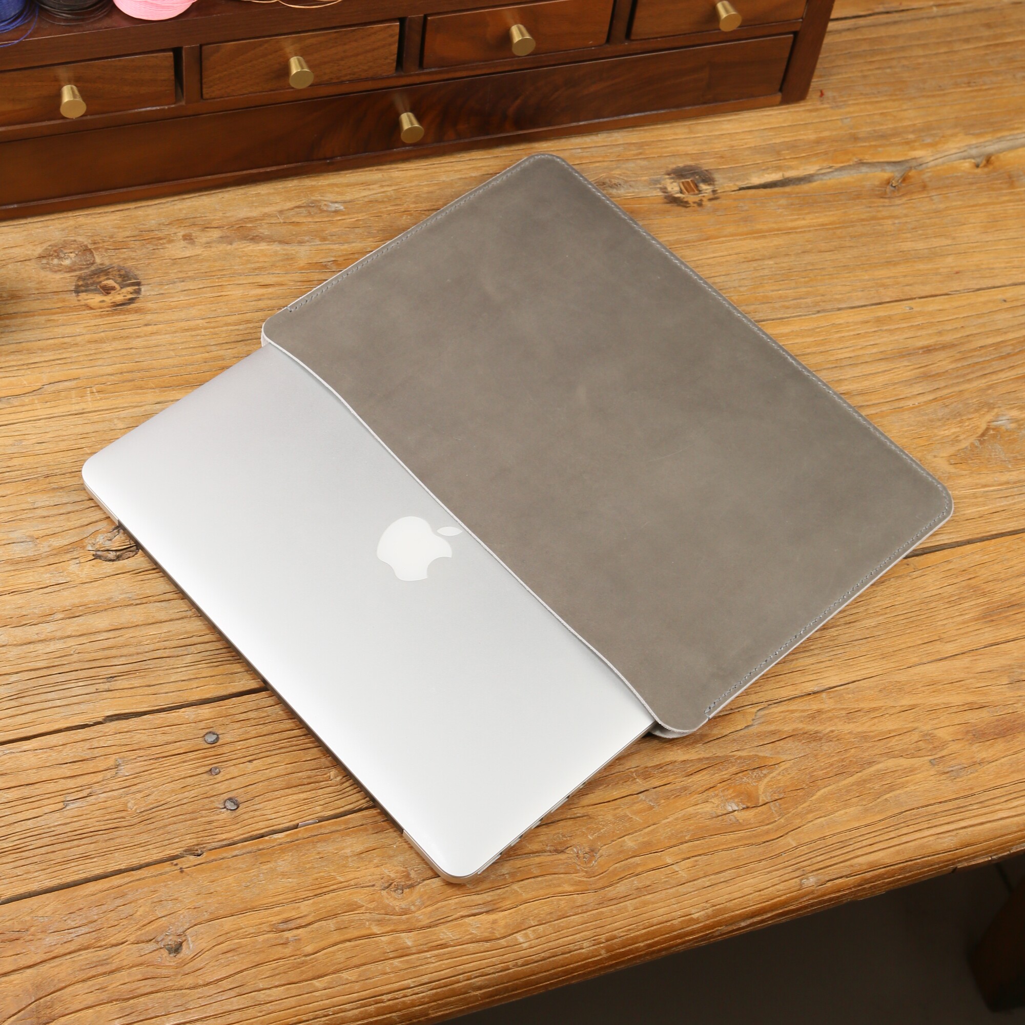 适用于苹果Macbook电脑保护套内胆包灰色手工真皮疯马皮MACX09S