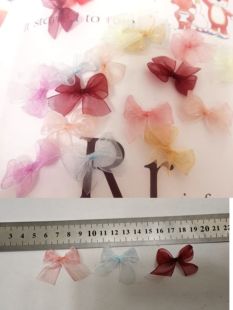 新年雪纱带蝴蝶结成品约3cm服装发饰配件材料紫粉绿蓝红金白彩色