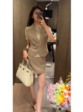 N.COU妮蔻26夏新款老钱质感V领莱赛尔亚麻套装女气质半裙两件套