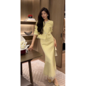 减龄气质小香风贵气感钉钻上衣半裙套装 N.COU妮蔻26春新款 时尚