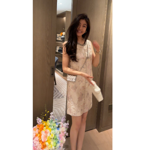N.COU妮蔻26夏新款钉钻连衣裙女轻奢国风亚麻圆领显瘦温柔气质裙