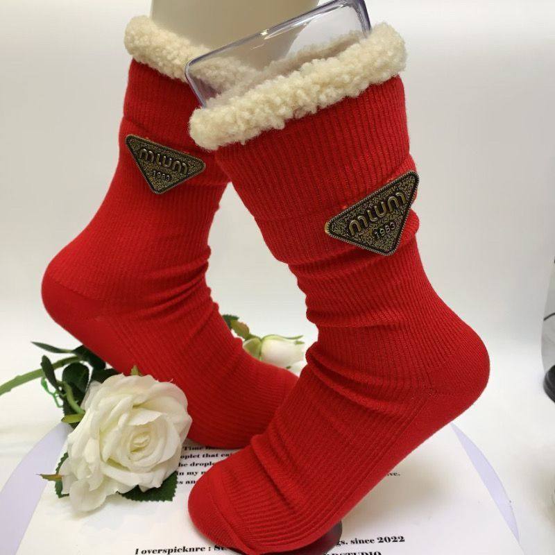【新年红袜】二穿翻口女棉袜爆款不起球圣诞红袜外穿配鲨鱼裤裙子,女装/女士精品,休闲裤,淘宝优惠券,粉丝福利购,淘宝优惠卷
