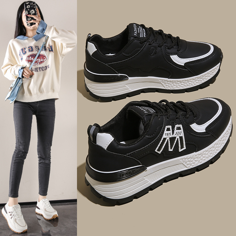真皮运动鞋女鞋2025秋季新款防滑软底轻便跑步鞋34小码百搭休闲鞋