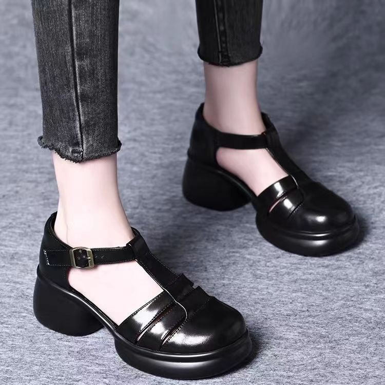 真皮包头凉鞋女夏季新款浅口一字扣粗跟厚底不累脚镂空玛丽珍皮鞋