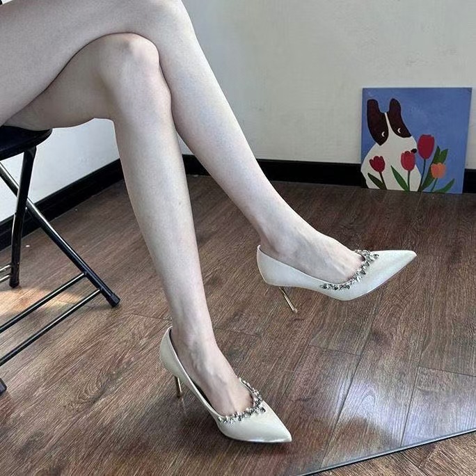 婚鞋女2025秋新娘鞋白色尖头水钻高跟鞋细跟红色禾秀婚纱两穿单鞋