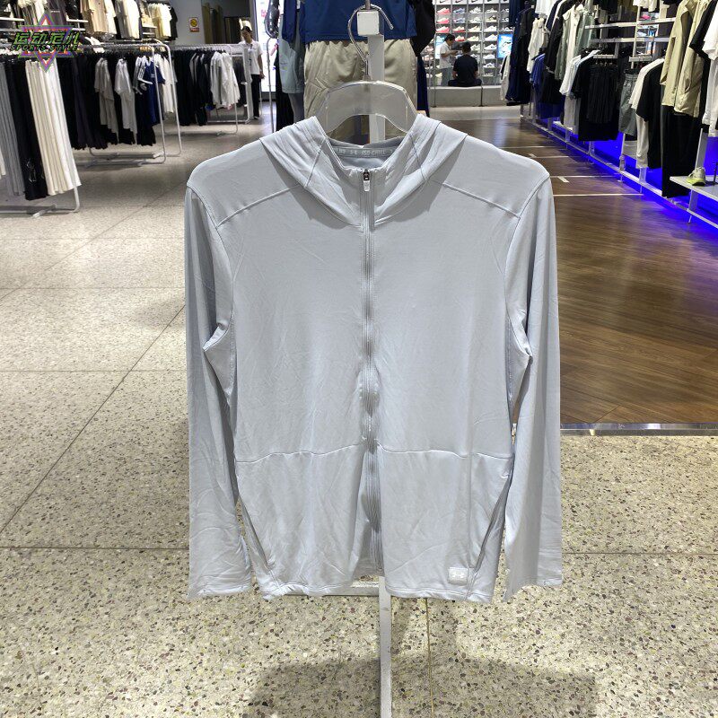 夏新款正品UA安德玛薄款透气训练连帽男运动梭织夹克外套皮肤衣