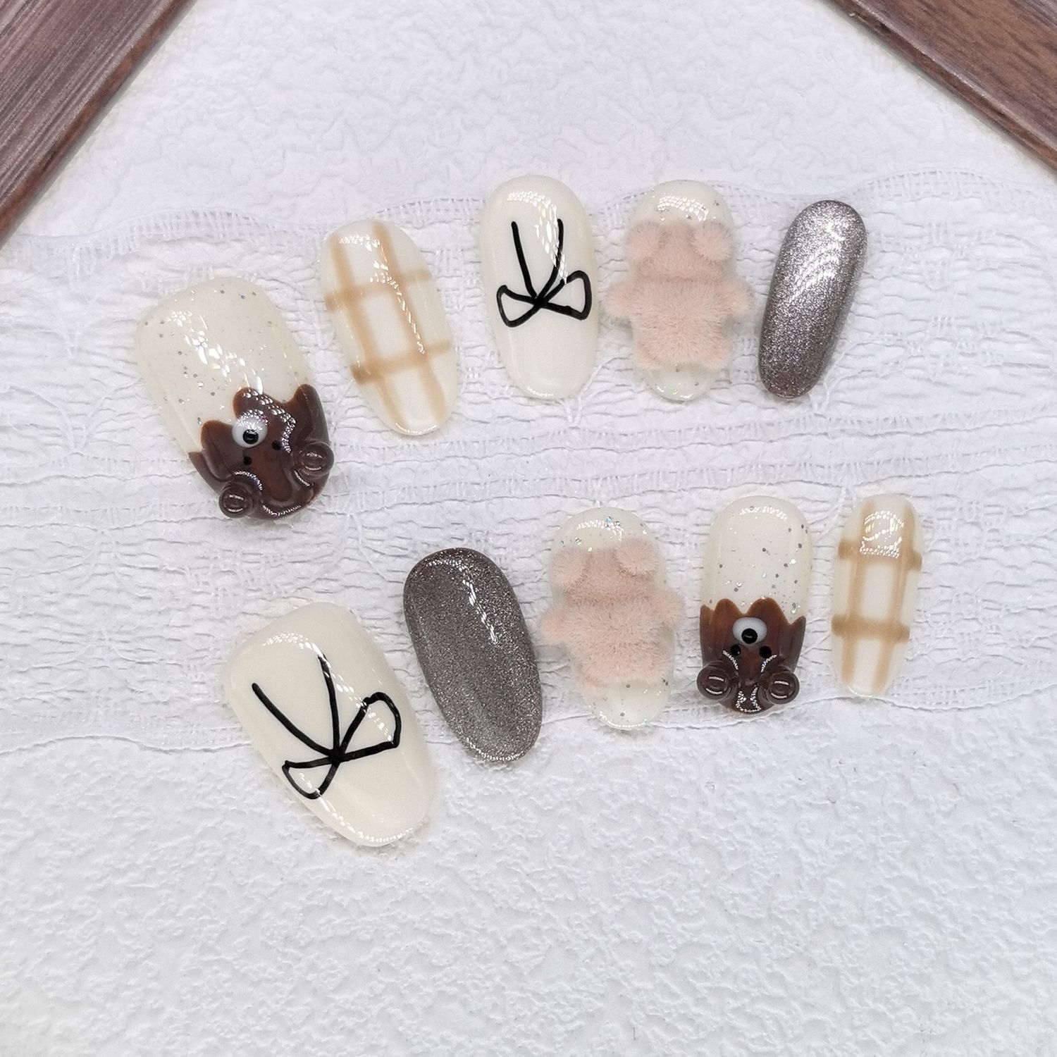 原创【毛绒熊仔】氛围感毛绒熊仔美甲手工蝴蝶结可爱卡通穿戴甲