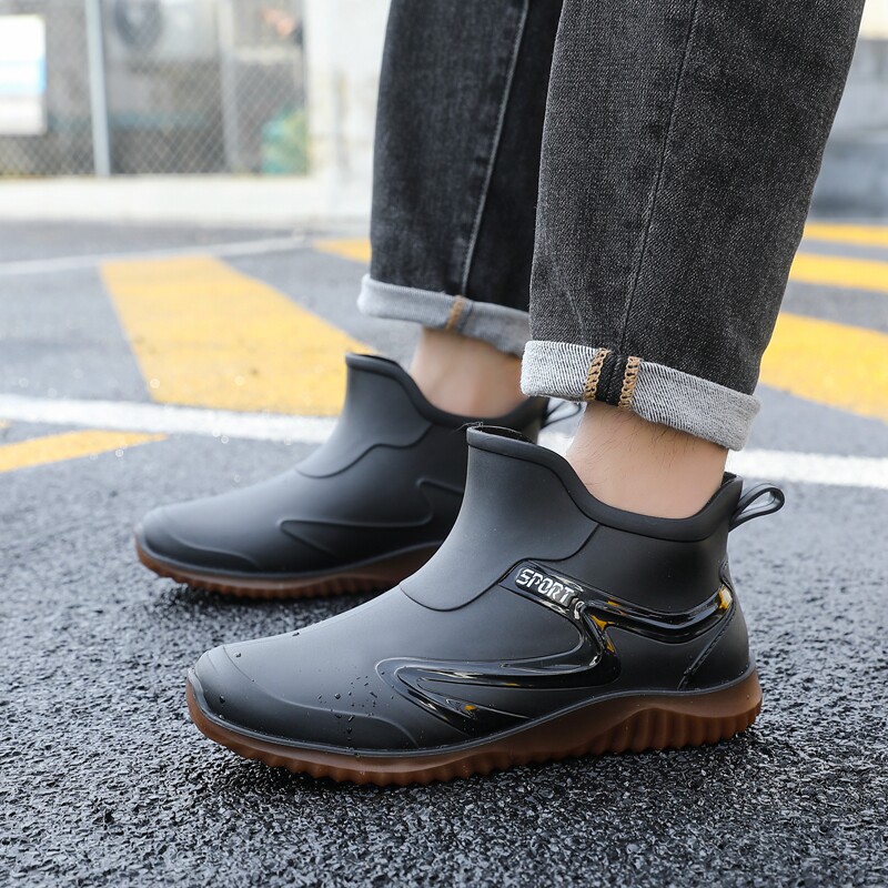 厚底雨鞋男款2026新款防水防滑牛筋底短筒雨靴洗车厨房工作胶鞋