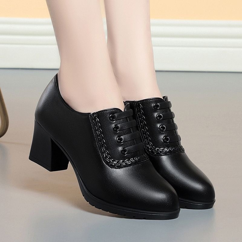 英伦风粗跟系带小皮鞋女2024春秋新款百搭单鞋通勤黑色乐福鞋现货