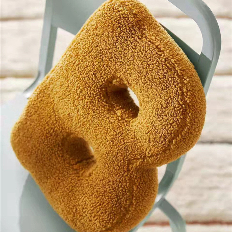 趣味英文字母抱枕简约创意姓名组合卡通靠背沙发靠垫车用抱枕含芯