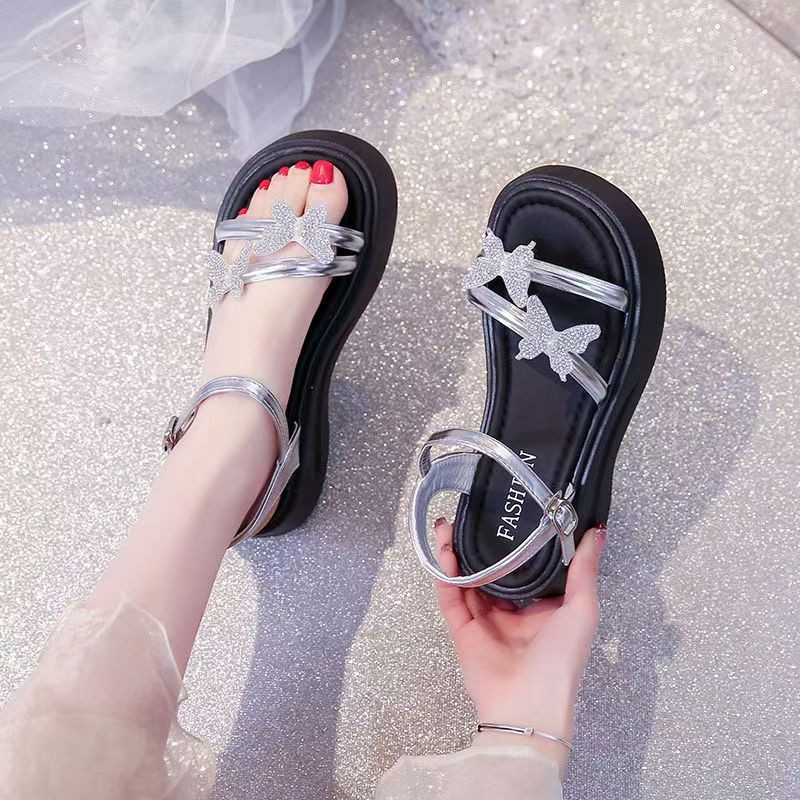 韩版厚底一字带优雅凉鞋2025夏季新款软底妈妈凉鞋防滑沙滩鞋现货