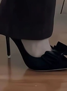 高级感时尚高跟鞋女夏季新款尖头细跟黑色气质名媛法式小个子凉鞋