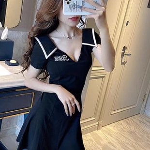 速发低店性感装小短裙深v领夜胸气质赫本连小个子收腰风衣裙夏
