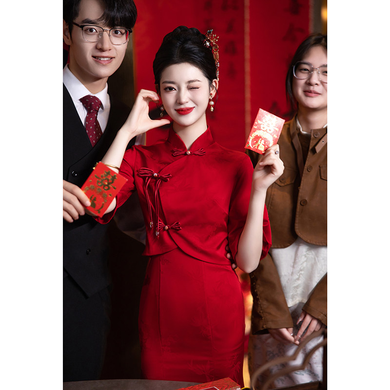 速发色中式红新鱼尾旗袍敬酒服新娘套装订门礼服出阁宴回婚便装连